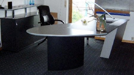 circon executive desk in jet design